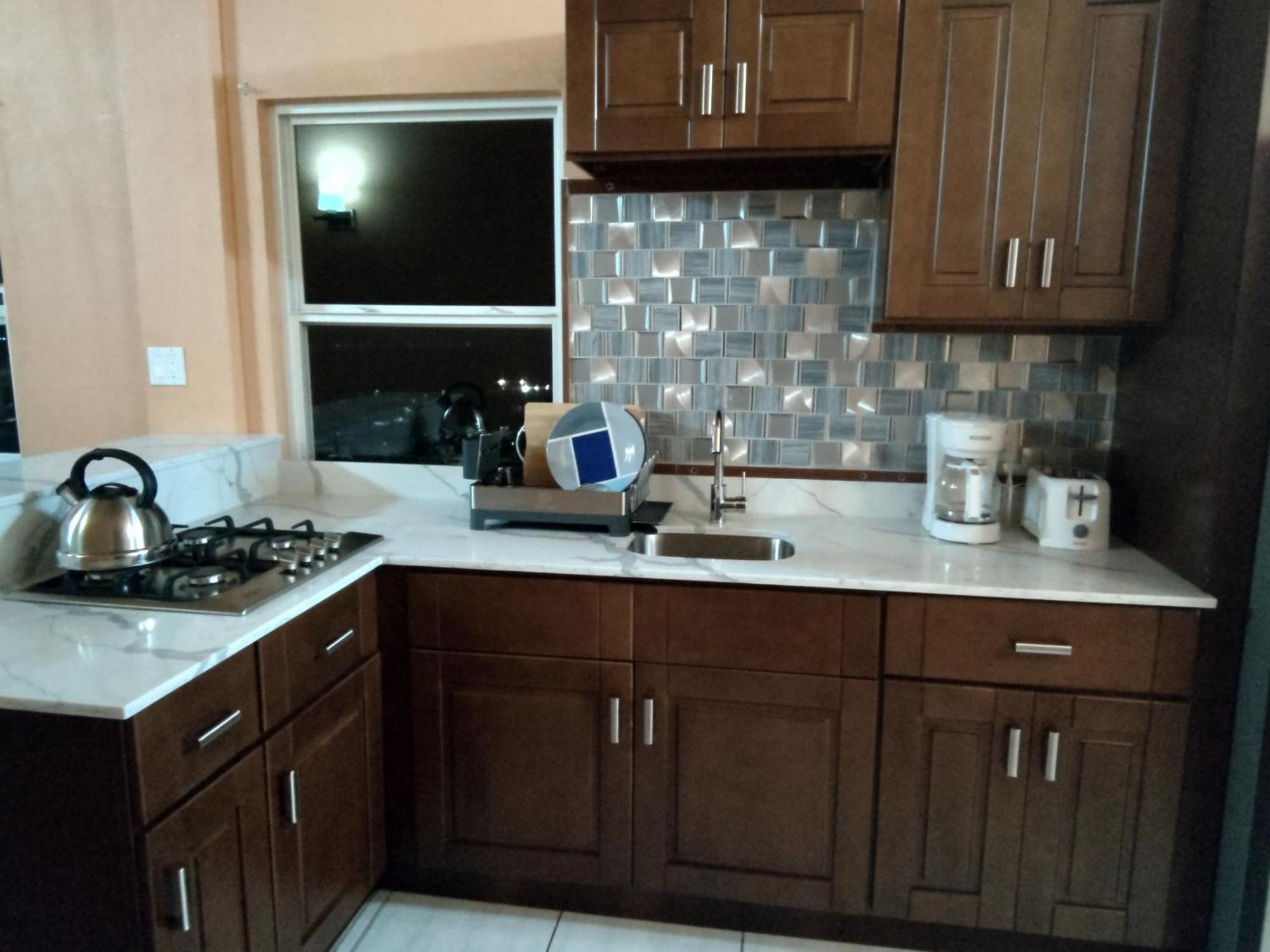 Zeus Estate Guesthouse セントジョンズ エクステリア 写真